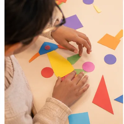 Child creating — creative thinking for kids